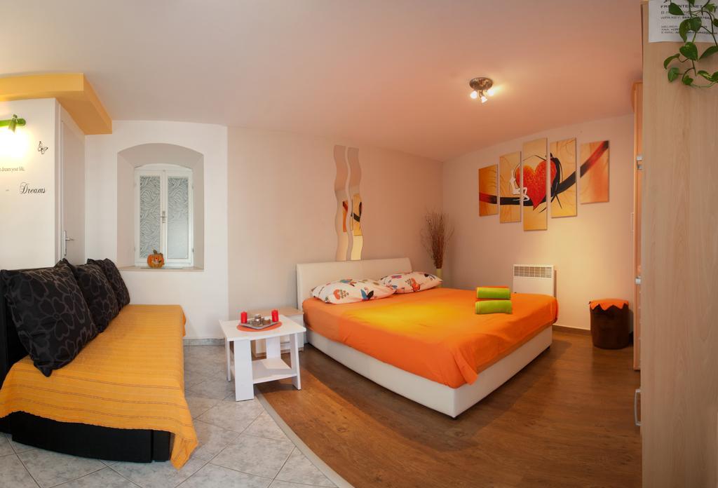 Paradise Apartment With Big Sunny Terrace In The Old Town, Few Meters From The Sea & Riva Promenade Split Cameră foto
